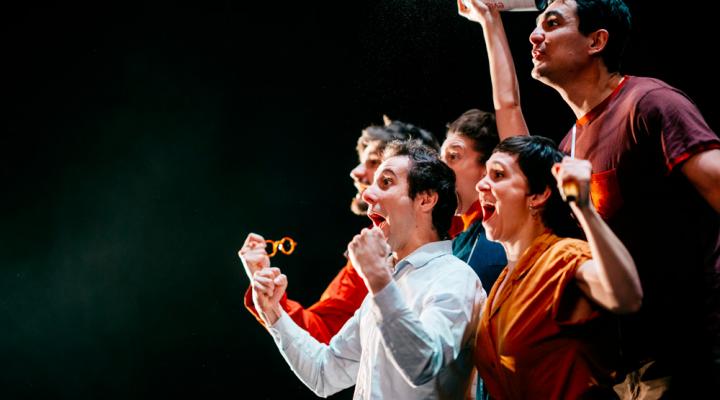 Production Compagnie BPM, Scala Productions & Tournées Avec le soutien de l’Espace Sorano Vincennes, le festival Court mais pas vite (Théâtre des Déchargeurs), le festival des Mises en capsules, le CPA Ruth Bader Ginsburg