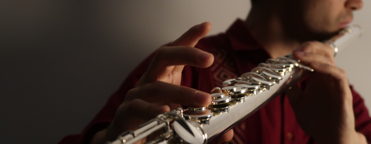 (c) Luciano Leite Barbosa