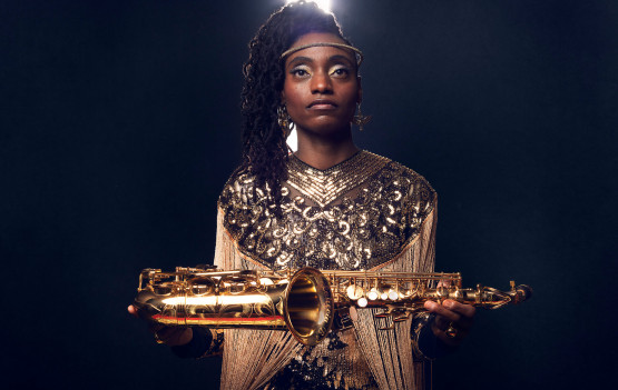 © Elizabeth Leitzell